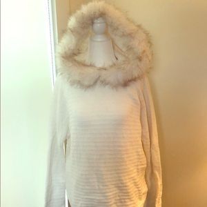 Cream sweater hoodie with fur trim